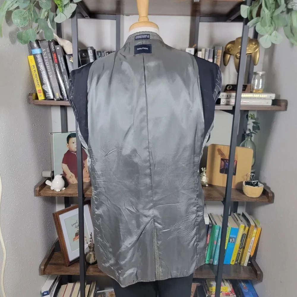 Nautica Men's Sport Coat Blazer Two Button Gray Herringbone Lambs Wool Blend 44L